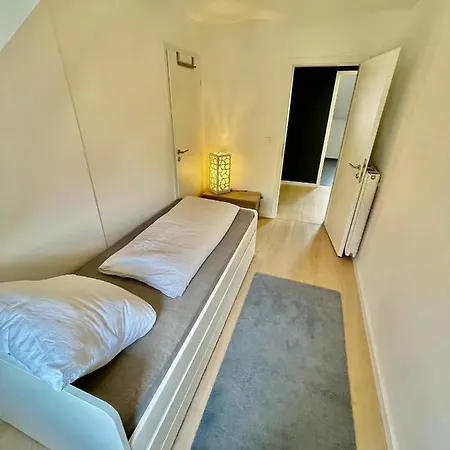 Apartment Ferienwohnung *